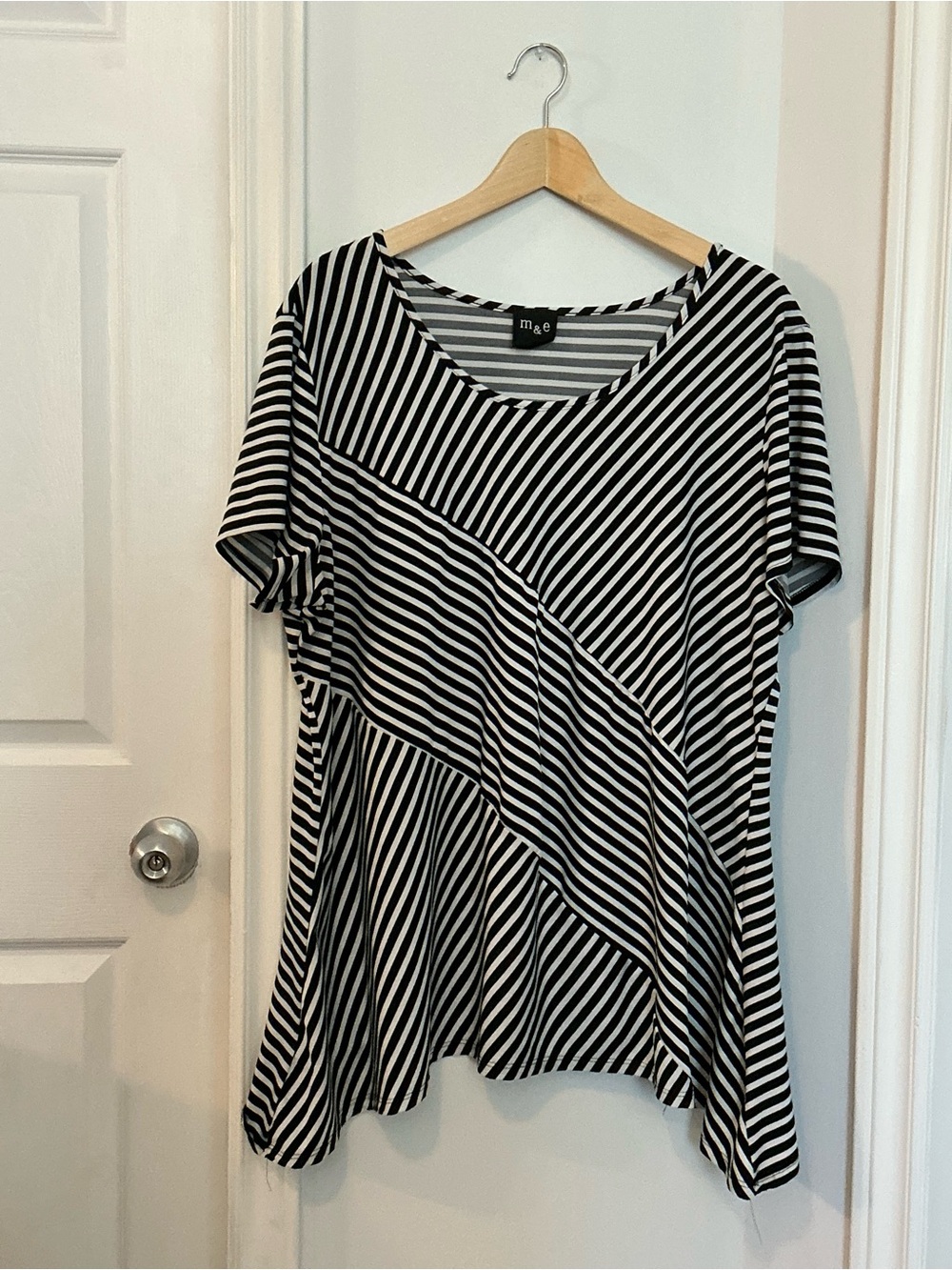 Black and White Striped Short Sleeve Plus Sized Tunic Top